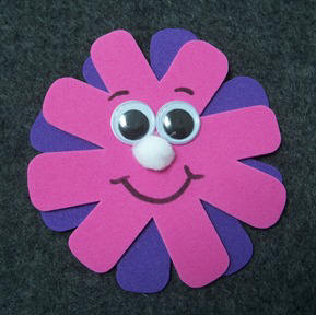craft a flower magnet with craft foam & Craft Elf's instructions
